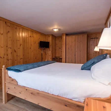 Signal Hotel