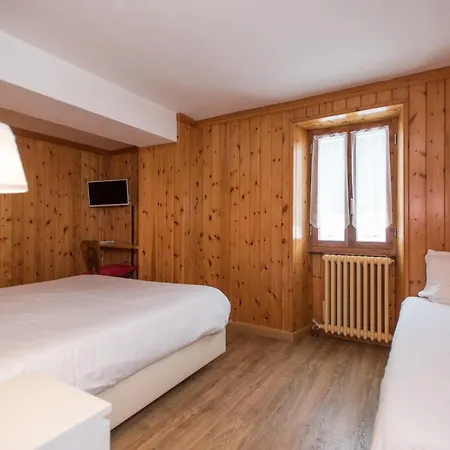 Hotel Signal 3*