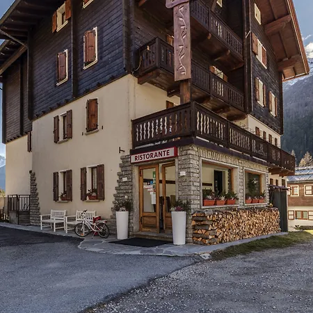 Signal Hotel